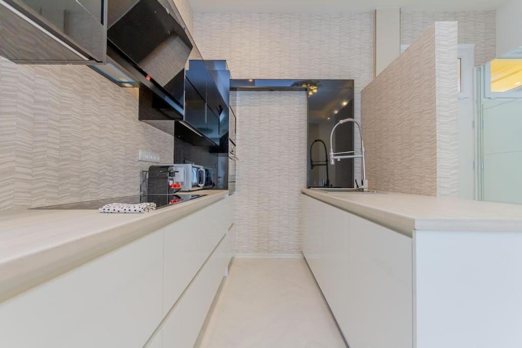 Apartamento The Opulent Oasis By Newave *